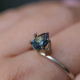 1.15CT PEAR NIGERIAN SAPPHIRE, PARTI BLUE YELLOW, 7.52X5.49X3.97MM, UNTREATED
