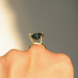 7.75CT OVAL MADAGASCAR SAPPHIRE, GREEN WITH YELLOW AND TEAL, 13.6X10.2X6.7MM