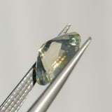 3.83CT OVAL MADAGASCAR SAPPHIRE, PARTI YELLOW WHITE BLUE, 10.2X8.2X5.6MM
