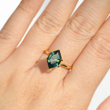 2.43CT ELONGATED HEXAGON MADAGASCAR SAPPHIRE, PARTI GREEN AND TEAL, 11X6.9X4.8MM