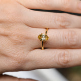 1.62CT GEO-MARQUISE MADAGASCAR SAPPHIRE, BICOLOR YELLOW WHITE, 10X5.85X4MM