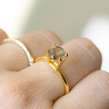 1.50CT ROUND MADAGASCAR SAPPHIRE, BROWN WITH ORANGE AND GREEN FLASHES, 6.7MM