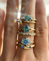 0.87ct Periwinkle Purple-Blue Round Montana Sapphire and Diamond Asymmetrical Cluster Ring in 14k Yellow Gold