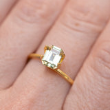 40% OFF 1.25CT EMERALD CUT AUSTRALIAN SAPPHIRE, LIGHT YELLOW-GREEN, 7.0X5.5MM, UNTREATED