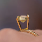 40% OFF 1.25CT EMERALD CUT AUSTRALIAN SAPPHIRE, LIGHT YELLOW-GREEN, 7.0X5.5MM, UNTREATED