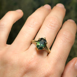 3.90ct Untreated Nigerian Oval Sapphire Diamond-studded Six Prong Split Shank Knife Ede Solitaire in 18k Yellow Gold