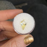 2.69CT KITE MADAGASCAR SAPPHIRE, BICOLOR YELLOW WHITE, 14.24X8.47X4.1MM