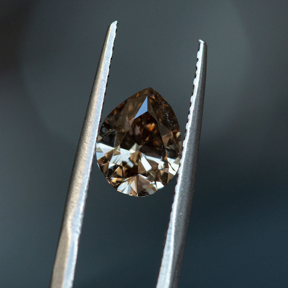 40% OFF 1.51CT CHAMPAGNE PEAR DIAMOND, DEEP C5 CHAMPAGNE, I1, 8.7