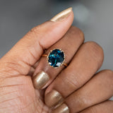 5.18ct Oval Madagascar Scallop Cup Sapphire Solitaire in 18K Yellow Gold