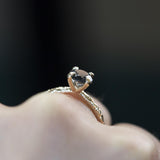 0.85ct Round Grey Blue Purple Spinel Evergreen Solitaire in 14k Yellow Gold