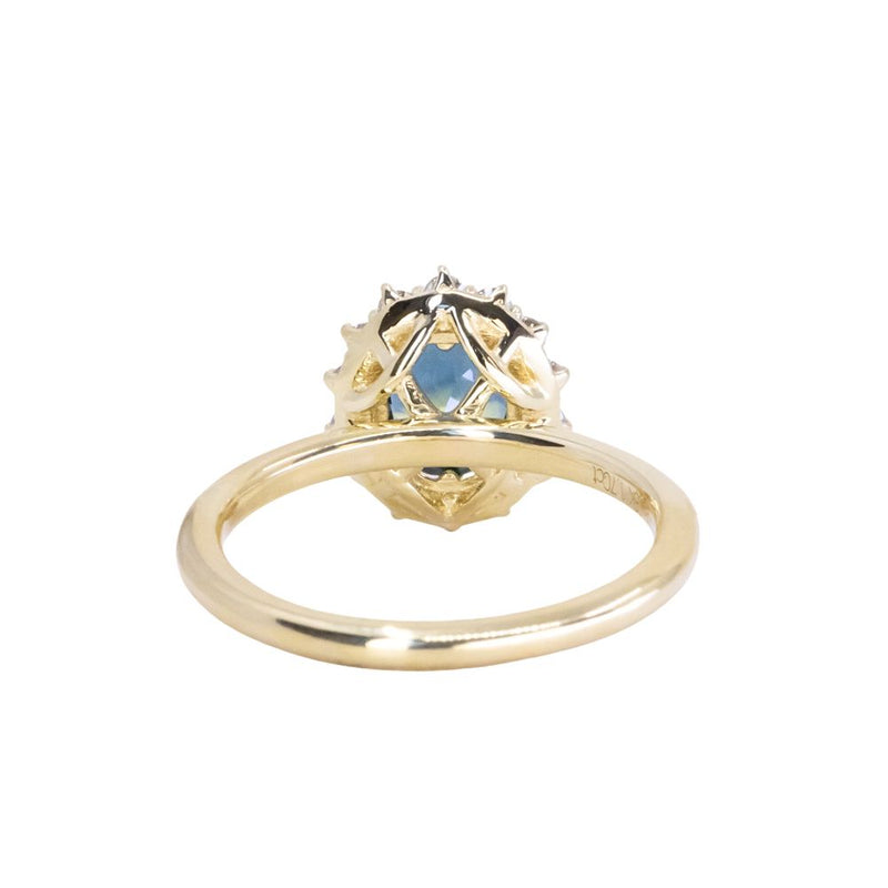 1.70ct Oval Parti Untreated Nigerian Sapphire Antique-Style Diamond Halo Ring in 18k Yellow Gold