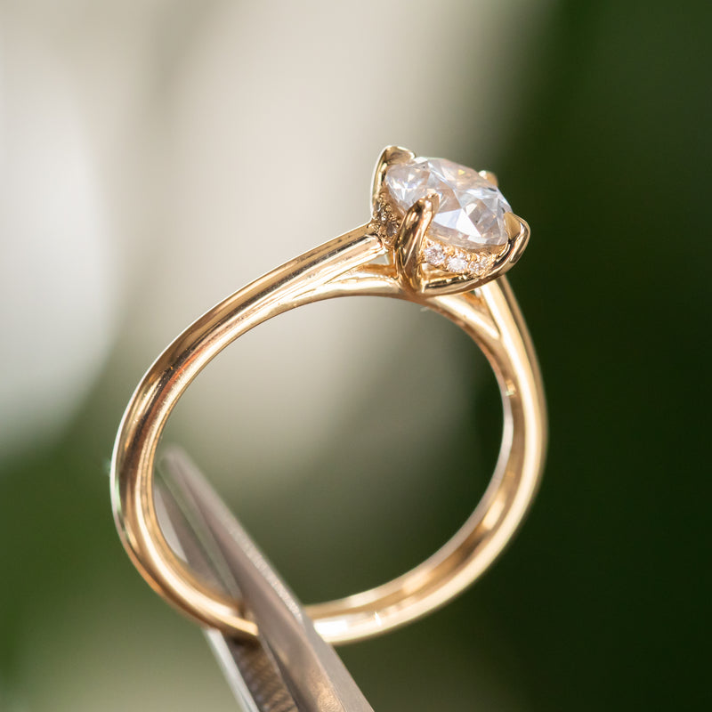 Hidden Diamond Halo Prongs, Stackable Setting – Anueva Jewelry