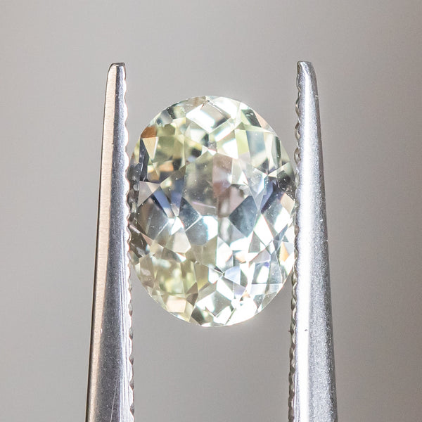 1.63CT OVAL MADAGASCAR SAPPHIRE, WHITE, 7.9X6.1MM, UNTREATED