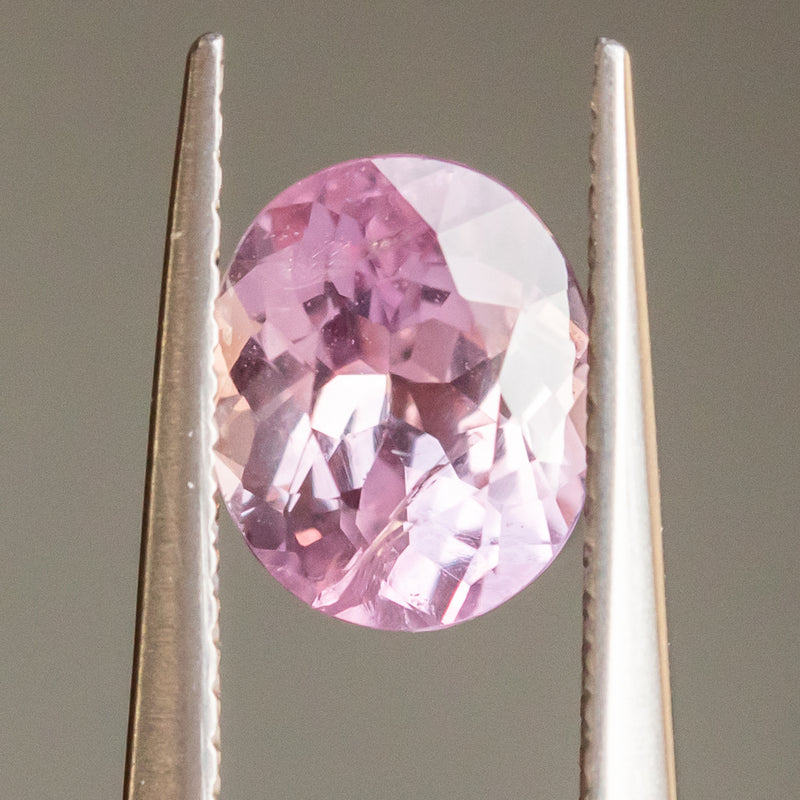 1.75CT OVAL SAPPHIRE, ROSE PINK, 7.98X6.59MM
