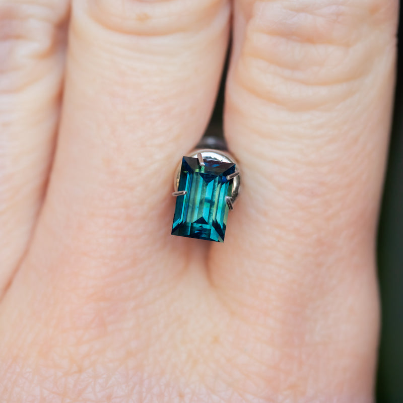 2.43CT BAGUETTE CUT MADAGASCAR SAPPHIRE, DEEP GREEN TEAL PARTI, UNHEATED, 8.19X5.48X4.68MM