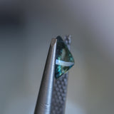 1.15CT PEAR NIGERIAN SAPPHIRE, PARTI BLUE YELLOW,  7.52X5.49X3.97MM, UNTREATED