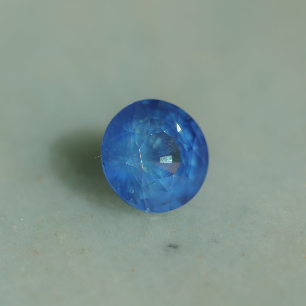 1.51CT ROUND MADAGASCAR SAPPHIRE, DEEP TEAL OPALESCENT, UNTREATED
