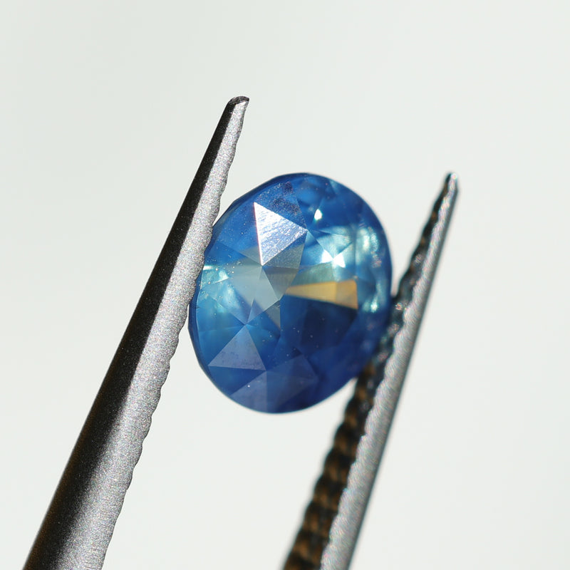 1.51CT ROUND MADAGASCAR SAPPHIRE, DEEP TEAL OPALESCENT, UNTREATED