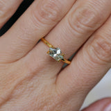 0.87CT SHIELD MONTANA SAPPHIRE, LIGHT GREEN AND WHITE, 8.10X5.45X3.22MM