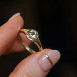 0.85ct Bicolor Round Montana Sapphire Low Profile 4 Prong Signet Solitaire in 14k Yellow Gold