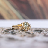0.85ct Bicolor Round Montana Sapphire Low Profile 4 Prong Signet Solitaire in 14k Yellow Gold