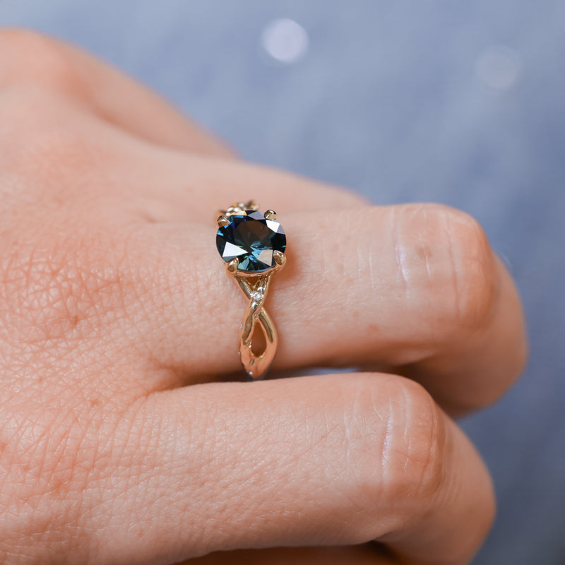 1.98ct Round Untreated Deep Parti Teal Sapphire Twisted Vine Split Shank Solitaire in 14k Yellow Gold with Diamonds