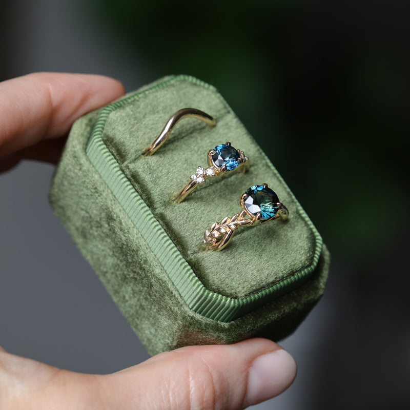 1.16ct Round Blue and Midnight Purple Montana Sapphire and Diamond Starry Night Low Profile Solitaire in 14k Yellow Gold