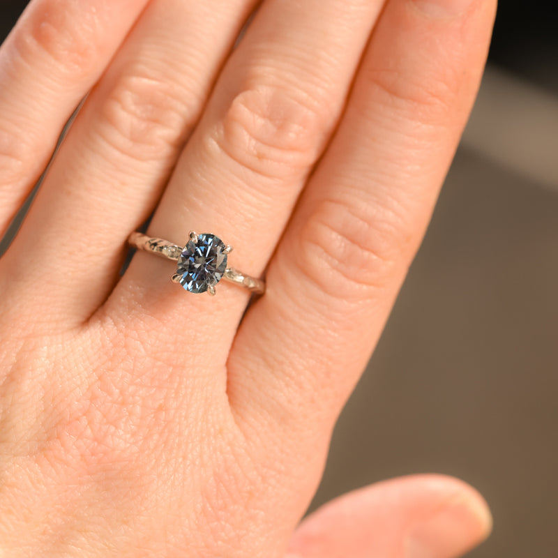 1.67ct Untreated Montana Sapphire Evergreen Carved 4 Prong Solitaire in Platinum