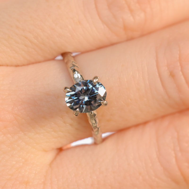 1.67ct Untreated Montana Sapphire Evergreen Carved 4 Prong Solitaire in Platinum