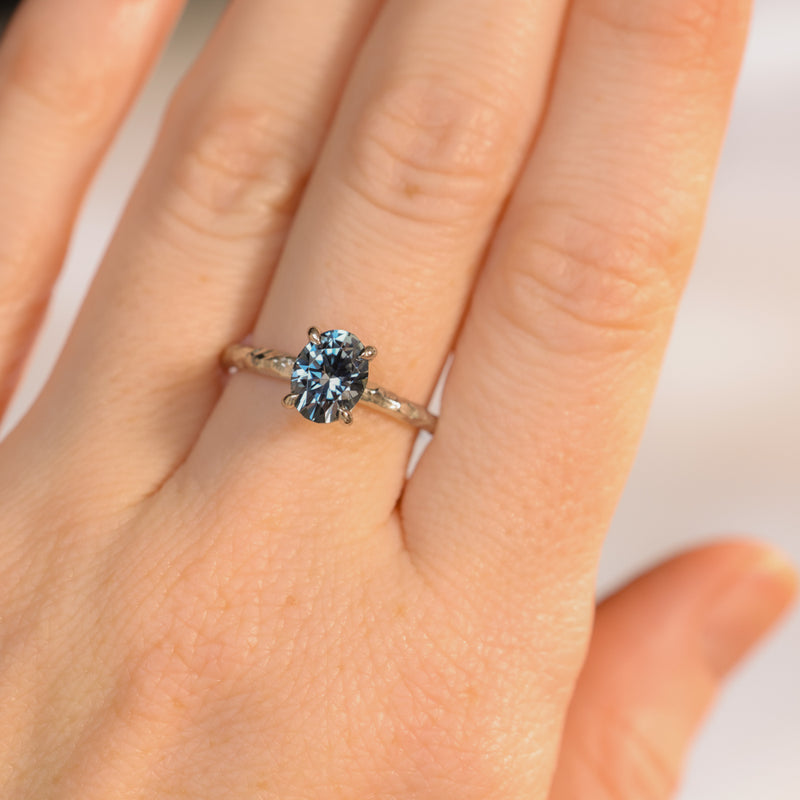 1.67ct Untreated Montana Sapphire Evergreen Carved 4 Prong Solitaire in Platinum