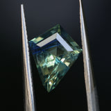 1.49CT MADAGASCAR KITE SAPPHIRE, PARTI GREEN BLUE YELLOW, UNTREATED, 9.65X7.7X4.01MM