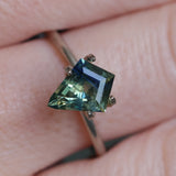 1.49CT MADAGASCAR KITE SAPPHIRE, PARTI GREEN BLUE YELLOW, UNTREATED, 9.65X7.7X4.01MM