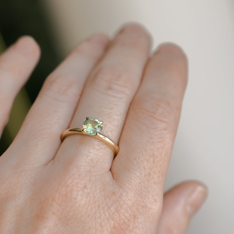 1.01ct Round Green Montana Sapphire Classic Four Prong Solitaire in 14k Yellow Gold