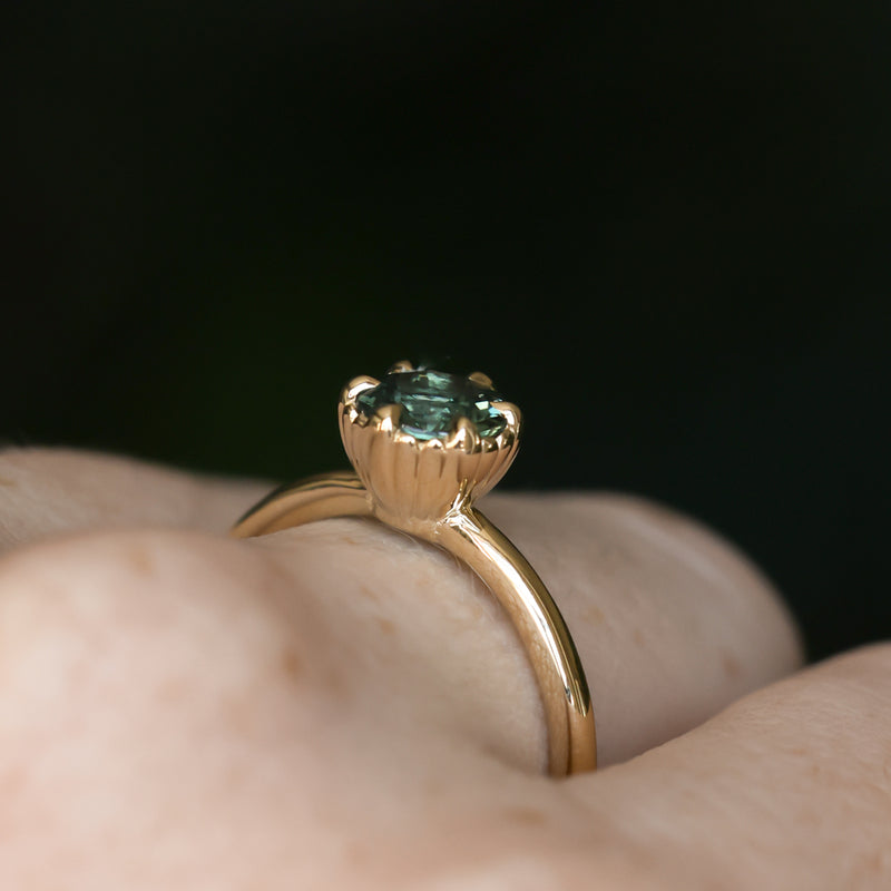 0.97ct Round Madagascar Teal Sapphire Low Profile Scallop Cup Solitaire in 14k Yellow Gold