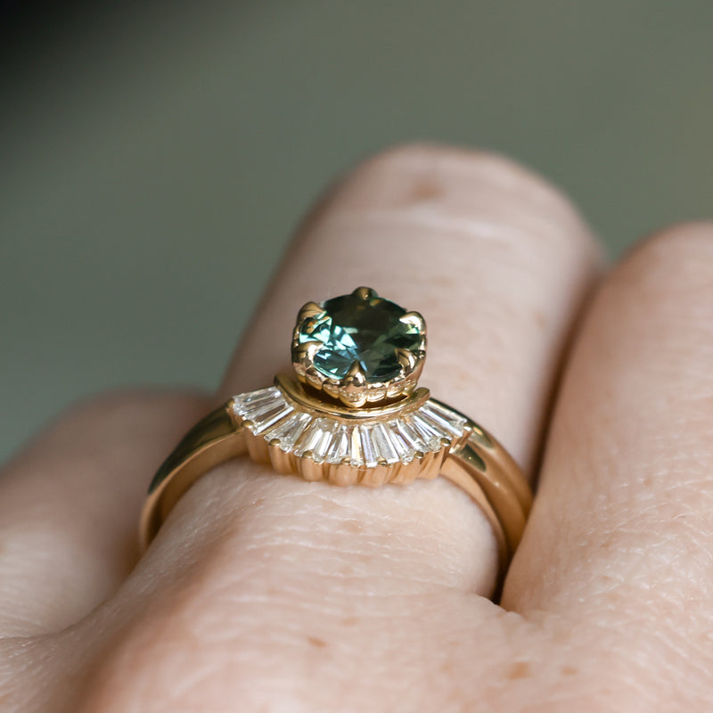 0.97ct Round Madagascar Teal Sapphire Low Profile Scallop Cup Solitaire in 14k Yellow Gold