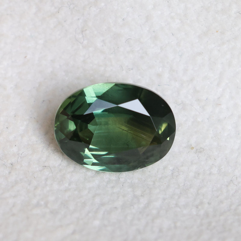 2.92CT OVAL AUSTRALIAN SAPPHIRE, DEEP FOREST GREEN, UNTREATED, 9.95X7.14X4.28MM