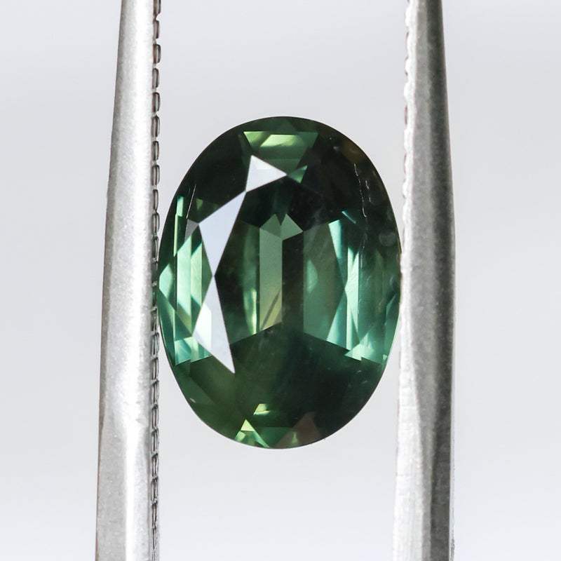 2.92CT OVAL AUSTRALIAN SAPPHIRE, DEEP FOREST GREEN, UNTREATED, 9.95X7.14X4.28MM
