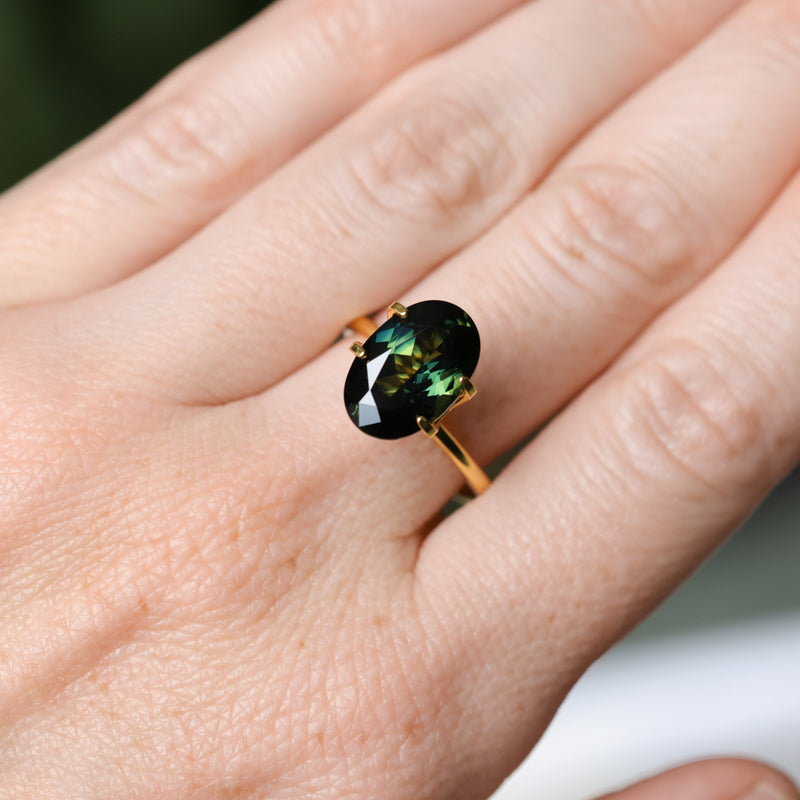 5.35CT OVAL AUSTRALIAN SAPPHIRE, DEEP GREEN PARTI, UNTREATED, 12.9X8X5.5MM