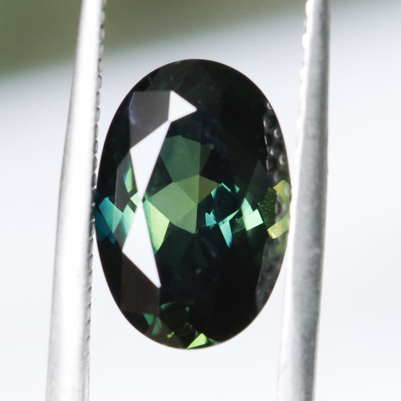 5.35CT OVAL AUSTRALIAN SAPPHIRE, DEEP GREEN PARTI, UNTREATED, 12.9X8X5.5MM