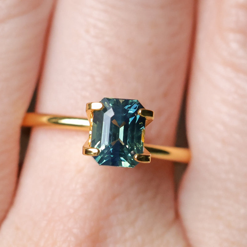 2.05CT MADAGASCAR EMERALD CUT SAPPHIRE, PARTI BLUE GREEN YELLOW, UNTREATED, 7.1X5.5X5MM