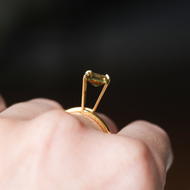 1.52CT MADAGASCAR CARRE CUT SAPPHIRE, YELLOW, UNTREATED, 6.5X6.2X3.7MM