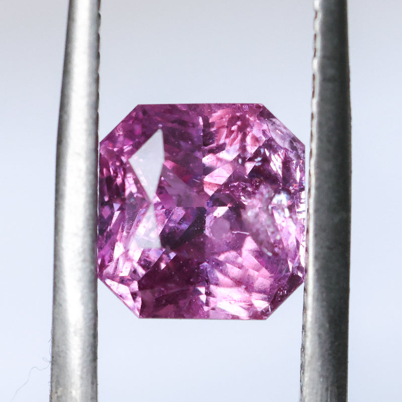 3.30CT SQUARE RADIANT CUT MADAGASCAR SAPPHIRE, RASPBERRY PINK, 7.88X7.53X6MM