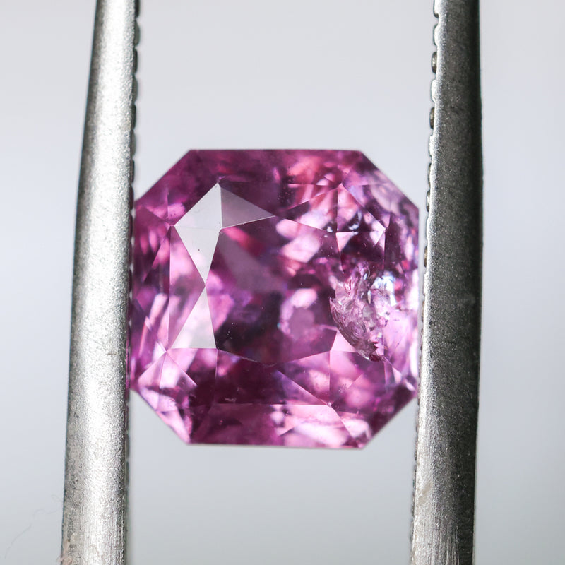 3.30CT SQUARE RADIANT CUT MADAGASCAR SAPPHIRE, RASPBERRY PINK, 7.88X7.53X6MM