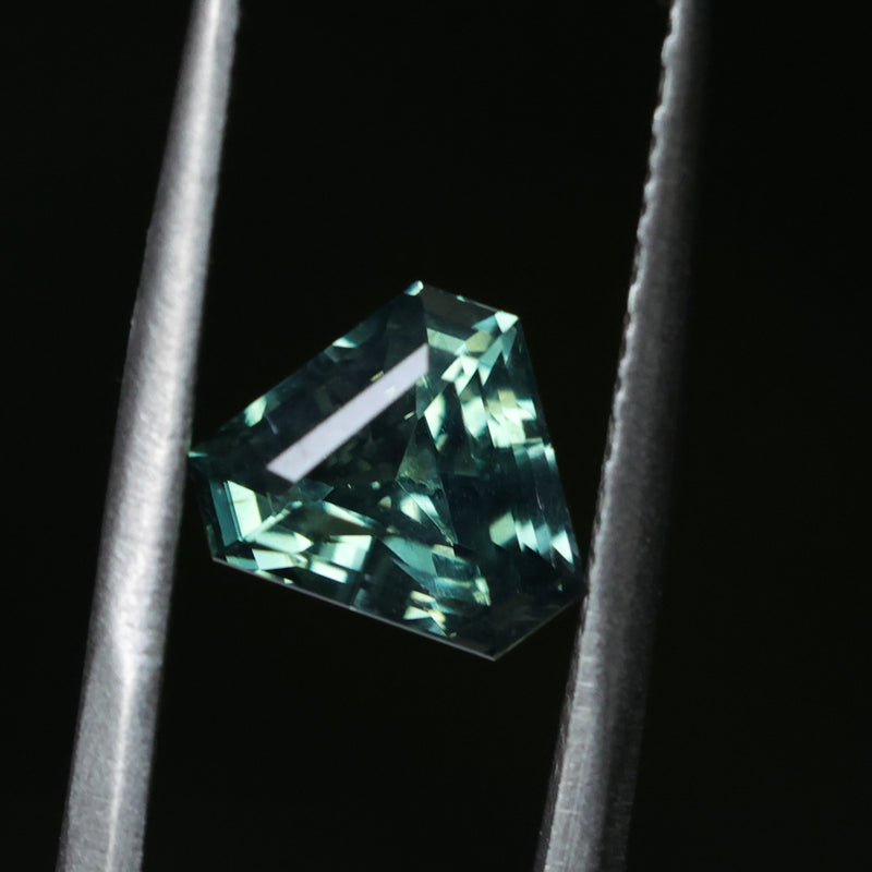 2.24CT BRILLIANT SHIELD MADAGASCAR SAPPHIRE, TEAL BLUE GREEN, 8.66X6.83X5.15MM