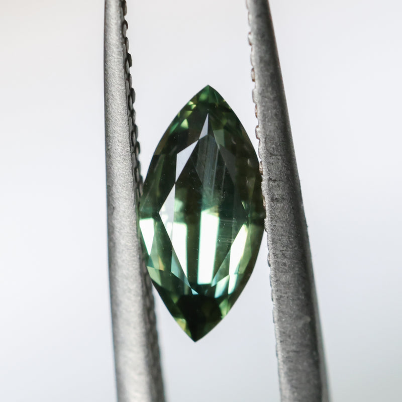 1.28CT AUSTRALIAN MARQUISE SAPPHIRE, PARTI LIGHT AND DARK GREEN, UNTREATED, 9.9X4.88X3.22MM