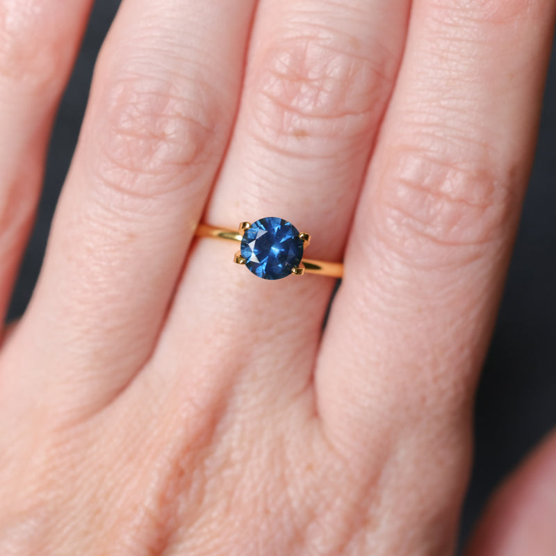 1.25CT ROUND BRILLIANT MONTANA SAPPHIRE, VIBRANT ROYAL BLUE TEAL, 6.46X4.19MM