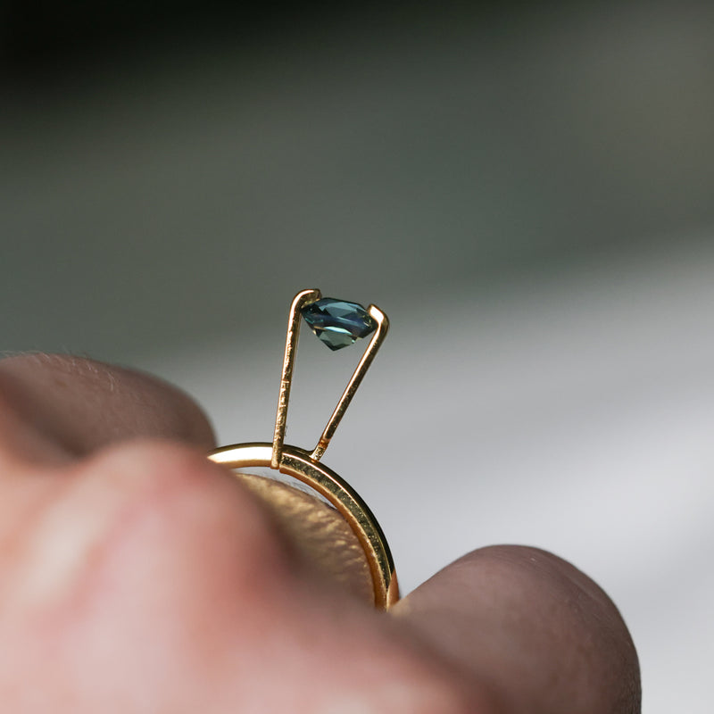 1.24CT MADAGASCAR ELONGATED CUSHION CUT SAPPHIRE, MEDIUM PARTI TEAL, UNTREATED, 6.27X5.51X3.44MM