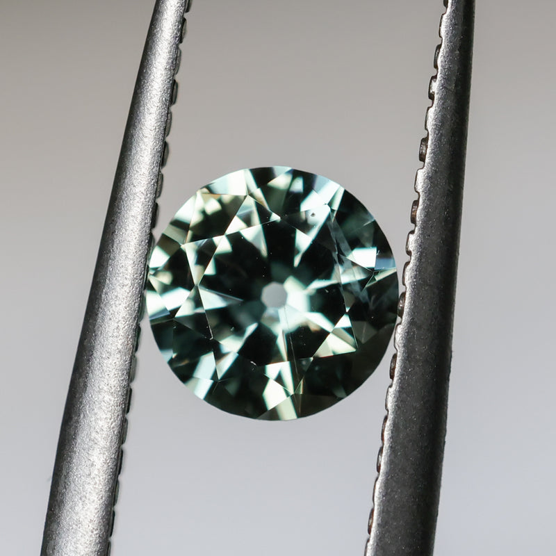 0.97CT ROUND MONTANA SAPPHIRE, TEAL BLUE GREENISH GREY, 5.92X3.57MM