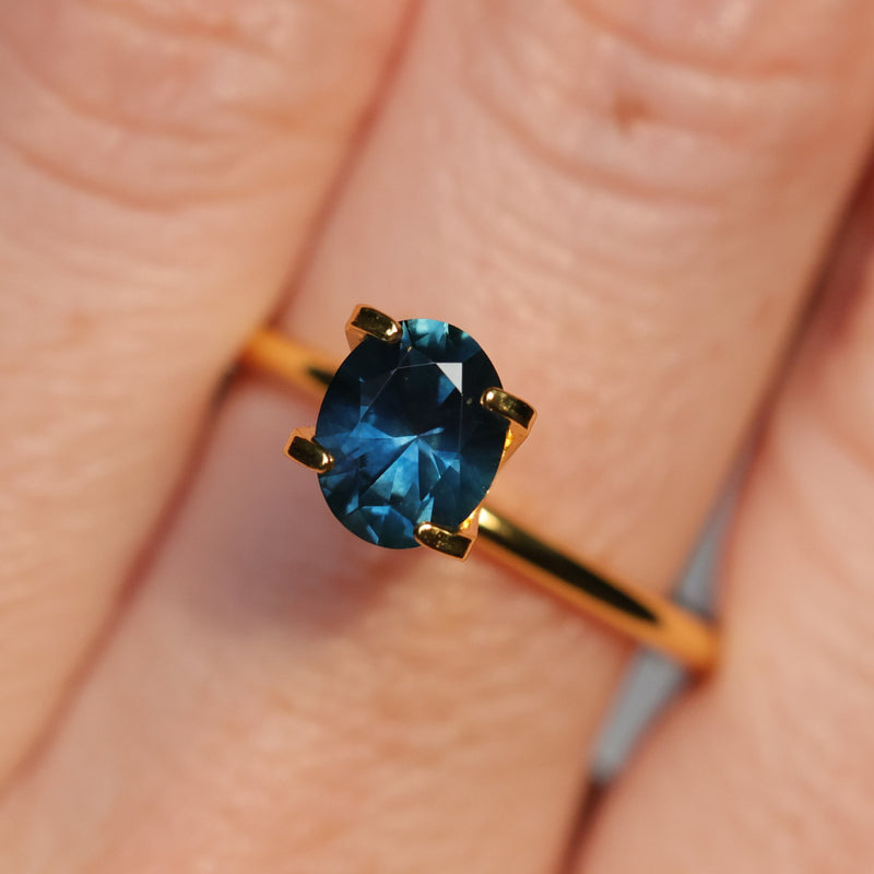 1.39CT OVAL BRILLIANT MONTANA SAPPHIRE, ROYAL BLUE TEAL, 7.38X6X4.48MM