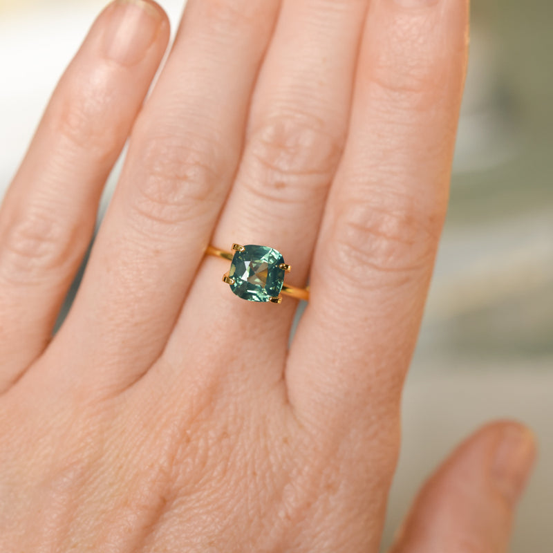 3.0CT CUSHION MADAGASCAR SAPPHIRE, MEDIUM TEAL GREEN, UNHEATED, 7.44X7.2X5.46MM